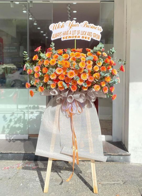Kệ Hoa Chúc Mừng Niềm Vui