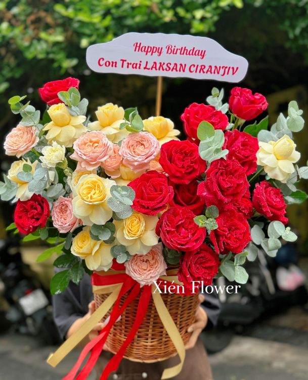 Giỏ Hoa Khởi Sắc Mới