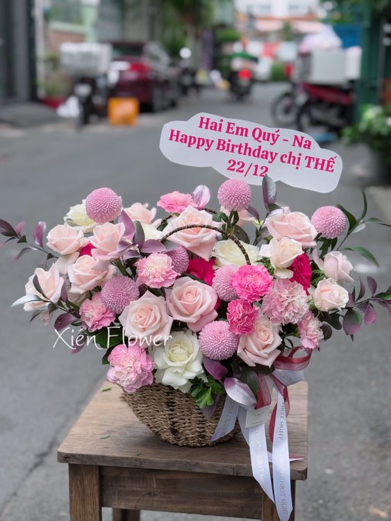 Giỏ Hoa Yêu Thương