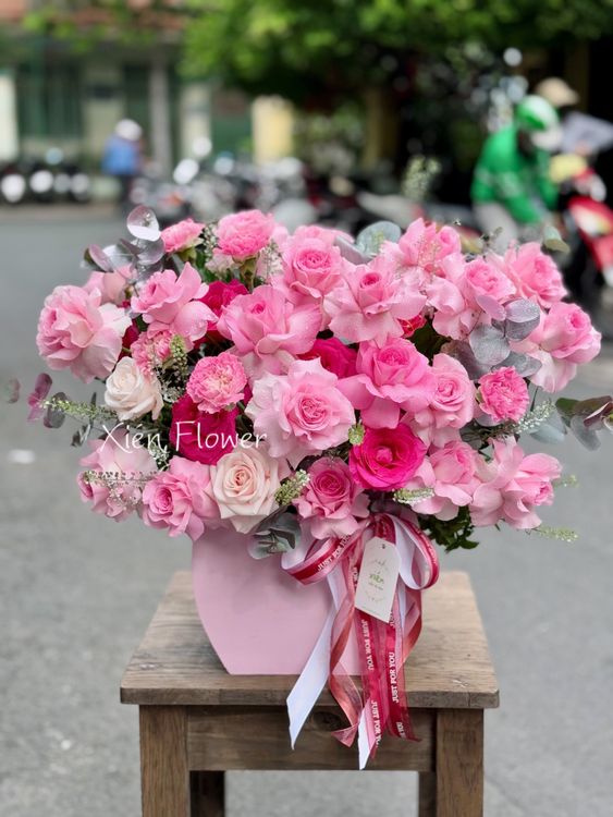 Giỏ Hoa Forever Young