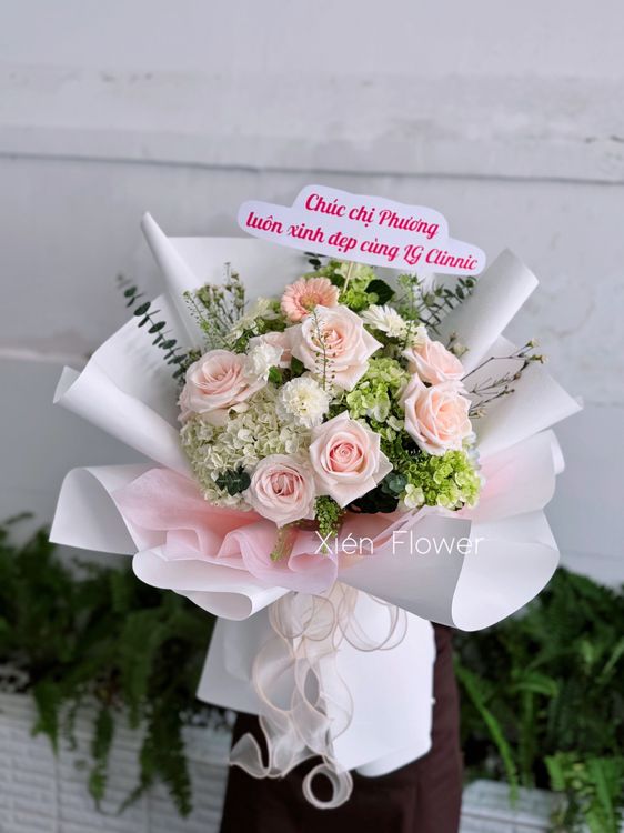 Bó Hoa Cẩm Tú Cầu Và Em