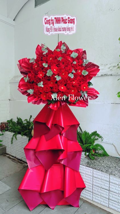 Kệ Hoa Chúc Mừng Hưng Phú